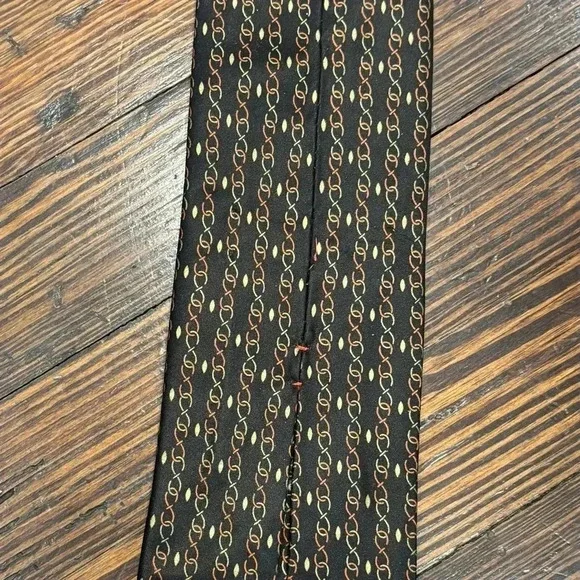 Brioni Hand Sewn 100% Silk Made In Italy Infinity Geometric Mens Neck Tie